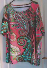 Tunique motifs cachemire fushia, vert, rose, sans manches T.54/56 neuve
