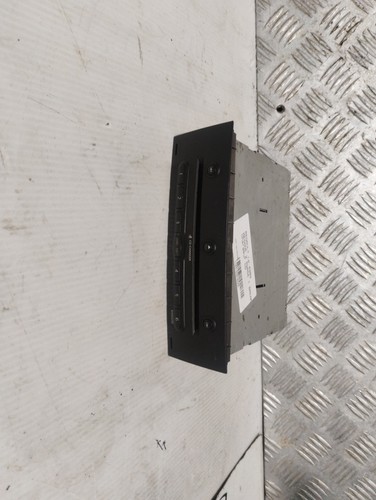 Chargeur renault megane ii - cd,