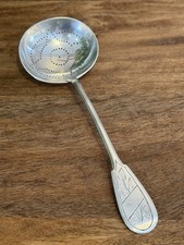 Saupoudreuse En Argent Massif