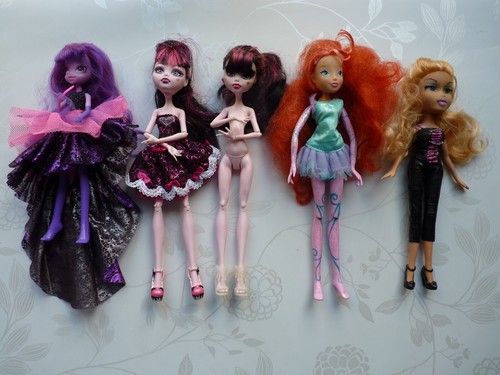 Poupées monster high - poupées,