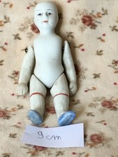 Poupée mignonnette ancienne