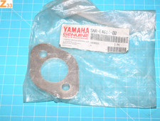 Bride d’échappement Yamaha 5NR-E4614-00 pour MAJESTY 125 de 2002/2006 neuf