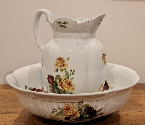 Rare broc vasque de - et,