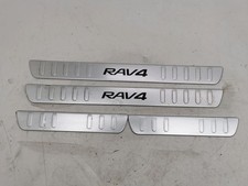 Toyota RAV 4 (XA40) 2014