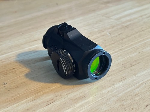 Aimpoint micro red - t-2,