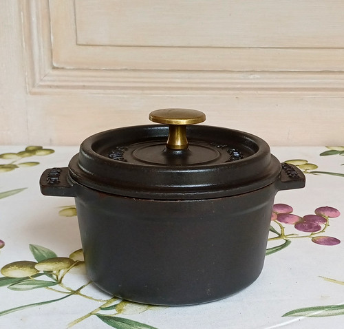 Staub réservée cocotte - staub,