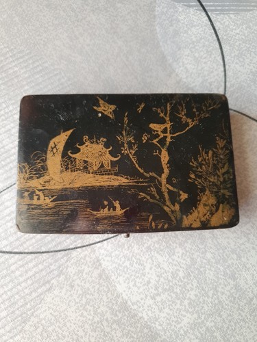 Black lacquer wooden box - , asian