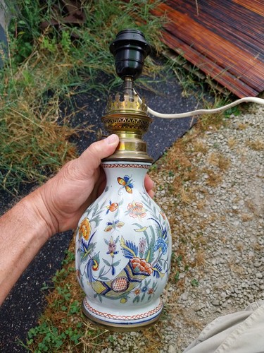 Lampe petrole faience - lampe, a