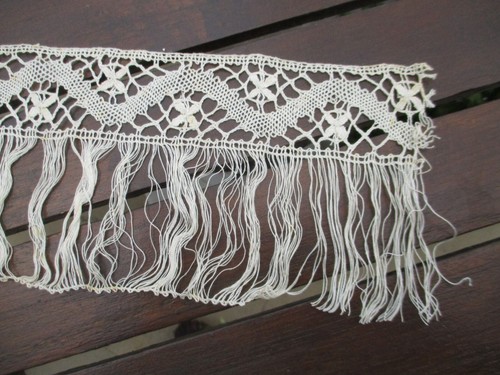 Bordure rideaux dentelle aux