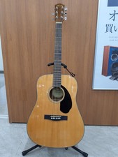 Guitare acoustique FENDER