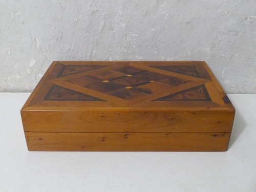 Ancienne boite coffret - , à