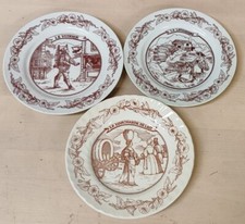 3 Assiettes Les Métiers Anciens / La Lavandière , Marchande De Lait , Le Vitrier