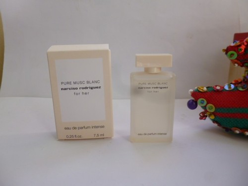 Nouveautee rare miniature - nouveautee,