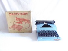 DACTY BABY - JOUET ANCIEN - MACHINE A ECRIRE ENFANT - CHILD TYPEWRITTER - TBE