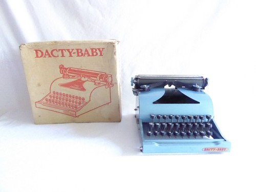 Dacty baby jouet ancien - -,