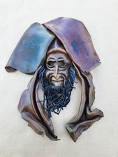 Masque mural visage barbu en