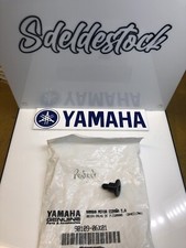 1 boulon pare brise yamaha