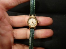 Montre Lip femme en plaqué or bracelet de montre montre ancienne  oc66