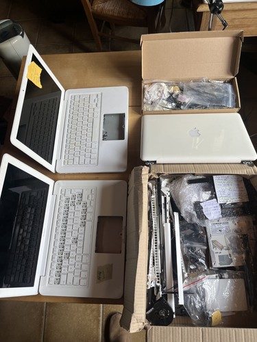 Lot pièces coques macbook - et,