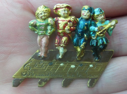 Années rare broche - 50, ploum