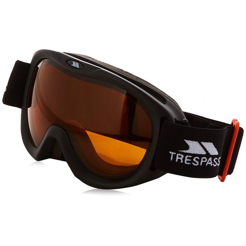 Trespass masque de - -,