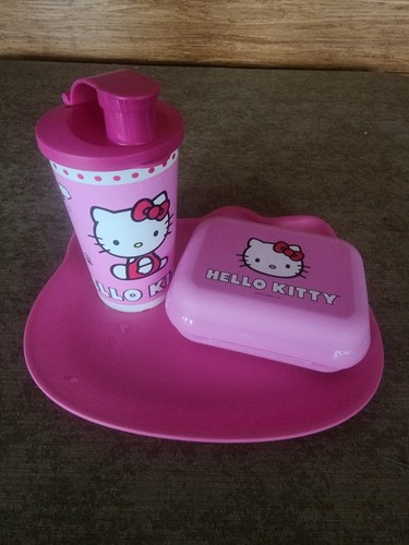 Tupperware hello kitty piece - tupperware,