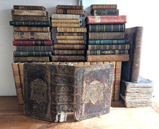 1 lot de 52 livres du 18 au 20 ème siècles + 1 reliure aux armes d'un Evèque