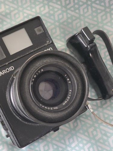 Polaroid 600 press camera - 600, sold