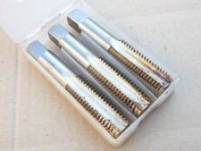 set jeu de 3 taraud 4 lèvres