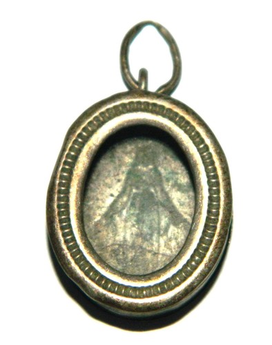 Joli pendentif reliquaire - pendentif, en
