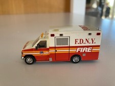 Busch 1/87 Ford E 350 FDNY