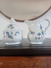 1 PICHET À LAIT + 1 SUCRIER