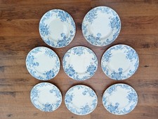 8 assiettes plates Terre de