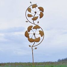 Moulin À Vent Avec Des fleurs / décoration de jardin