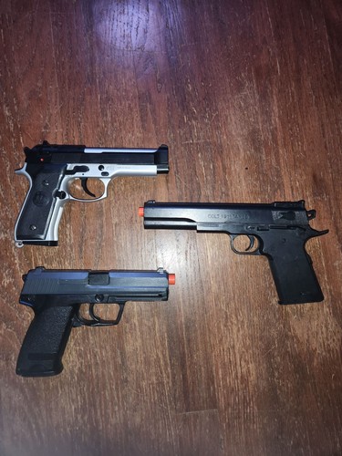 Lot airsoft pistols - lot,