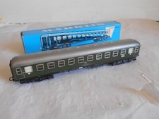 Marklin 3 rail 4022 DB German railways 2nd class Express coach boxed