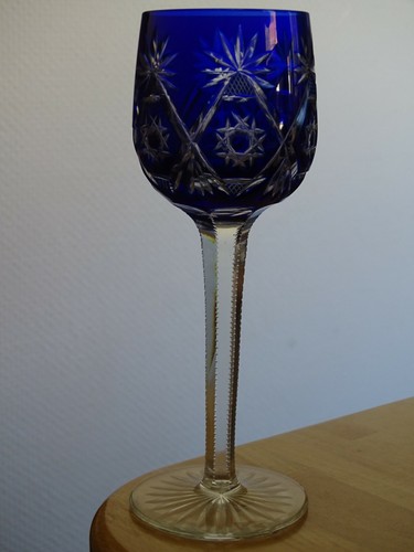 Ancien verre vin - 1,