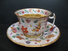 3081*  tasse et sous tasse  café en porcelaine de paris décor papillon fin 19eme