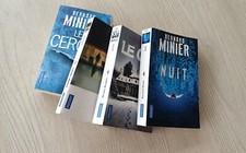 Lot de 4 livres  thrillers