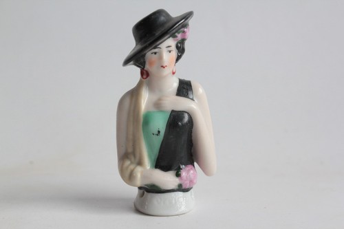 Demi figurine porcelaine - , femme