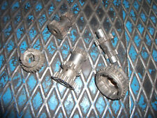 LOT PIGNONS DE BOITE DE VITESSES MOTOBECANE PEUGEOT TERROT MONET GOYON..