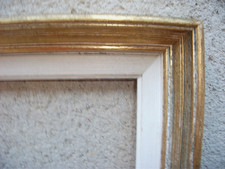Cadre ancien en bois à bords