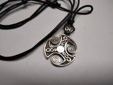 Pendentif Triskel Celtique, Moyen Age, Médieval, Bijou Celte Noeud du Destin