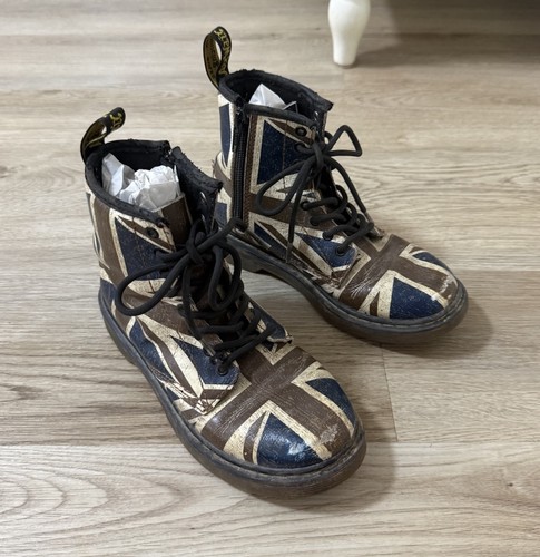 Martens youth delaney - martens,