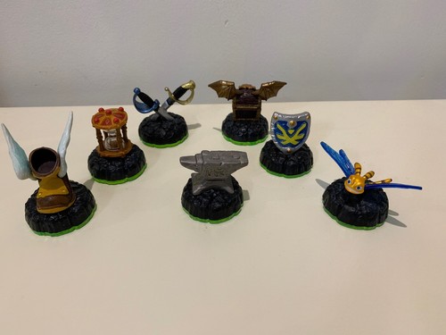 Figurines skylanders lot - -,