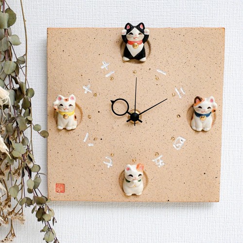 Horloge murale japonaise chat