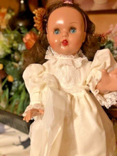 poupee  mariquita perez de 50 cm derriere la tete  ce 1978 donc 43 ans e/neuf v