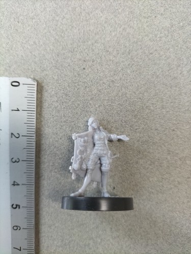 Female dealer dungeon lasers - female,