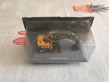 Miniature Véhicule de chantier Volvo EW 160 C Pelle Hachette 1/72