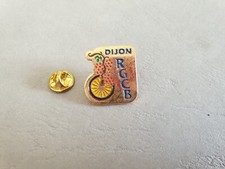 Pin's SPORT - CYCLISME / VELO - RGCB (La Randonnée des Grands Crus) DIJON